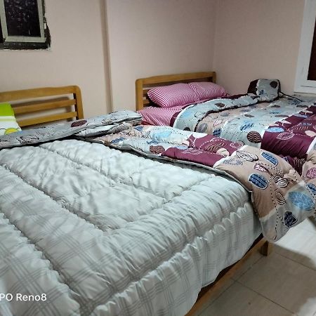 Family Apartment - Next To Abdeen Palace And Museum Cairo Ngoại thất bức ảnh