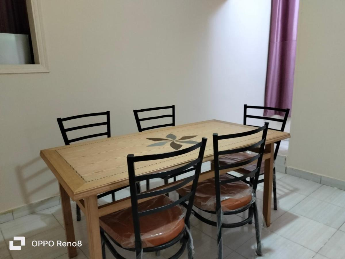 Family Apartment - Next To Abdeen Palace And Museum Cairo Ngoại thất bức ảnh
